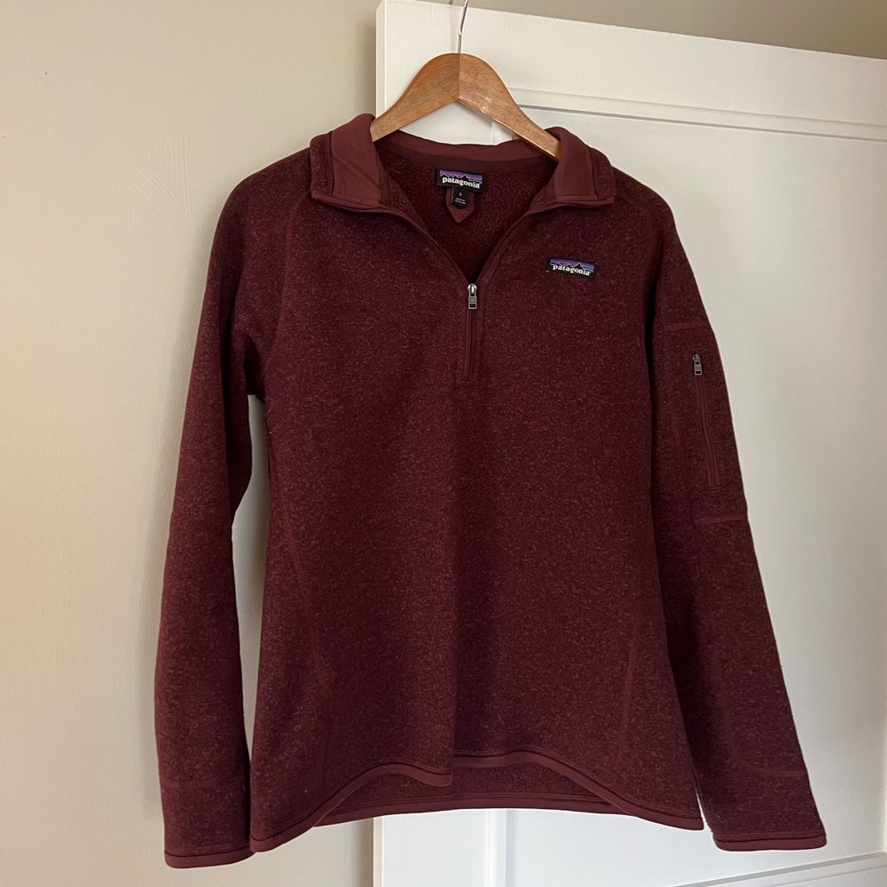 Patagonia 1/4 zip pullover fleece in wine/burgundy